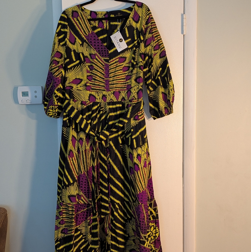 Naenia African Print Tiered V-neck Maxi Dress (Purple Yellow Fans) 